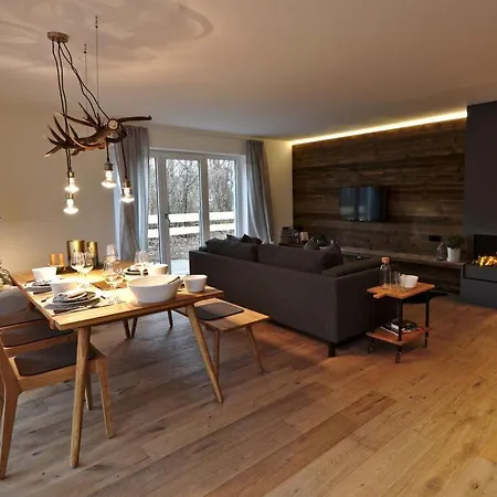 Apartment Lively In
